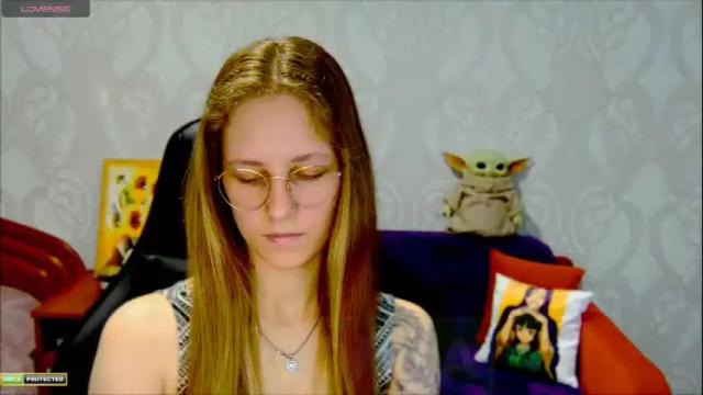 Thumbnail 1, roxie_shy's Stream at Chaturbate, 3 months ago