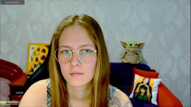Image 6 of roxie_shy Stream on Chaturbate on 4 months ago