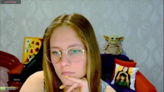 Image 8 of roxie_shy Stream on Chaturbate on 4 months ago