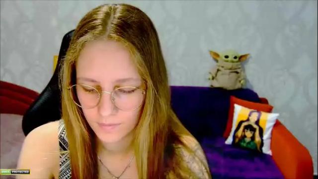 Image 6 of roxie_shy Stream on Chaturbate on 3 months ago
