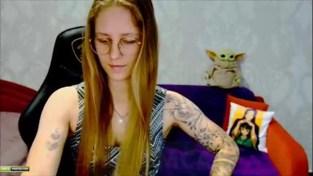 Image 7 of roxie_shy Stream on Chaturbate on 3 months ago