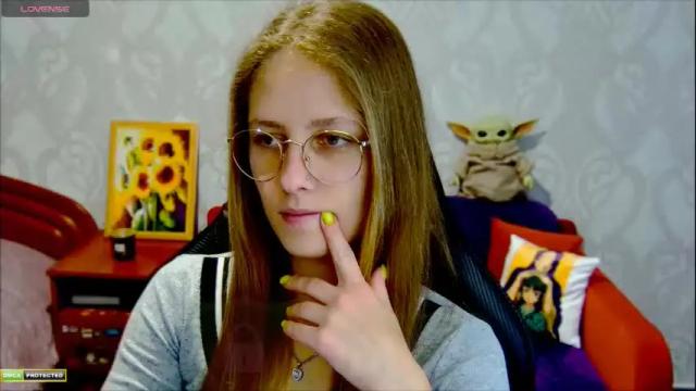 Thumbnail 1, roxie_shy's Stream at Chaturbate, 3 months ago