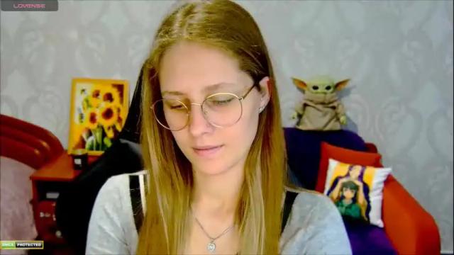 Image 6 of roxie_shy Stream on Chaturbate on 3 months ago