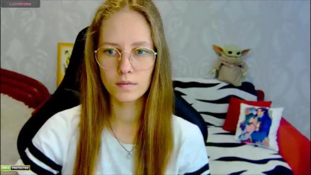 Thumbnail 1, roxie_shy's Stream at Chaturbate, 2 months ago