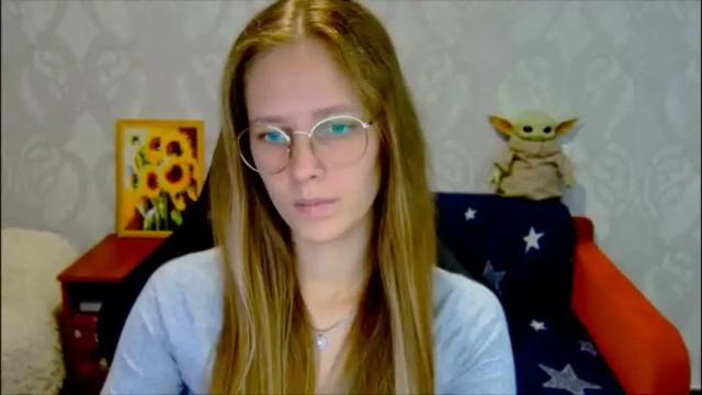 Image 4 of roxie_shy Stream on Chaturbate on 1 month ago