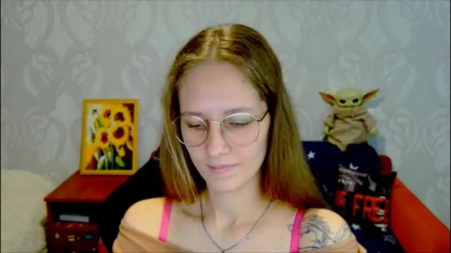 Image 10 of roxie_shy Stream on Chaturbate on 1 month ago