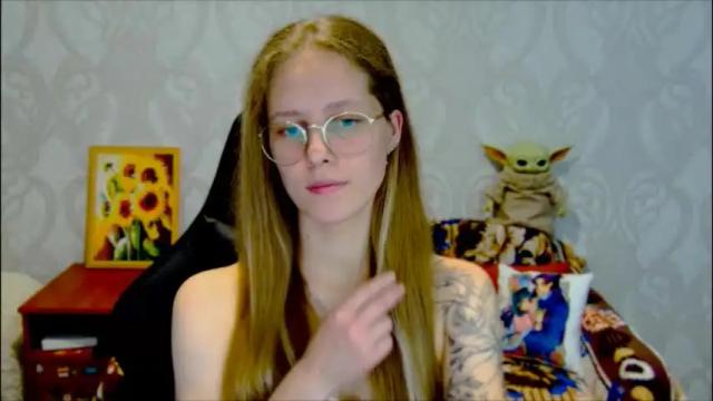 Image 11 of roxie_shy Stream on Chaturbate on 1 month ago