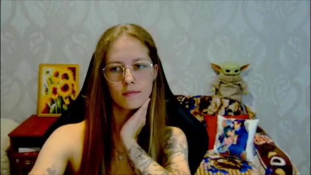 Image 12 of roxie_shy Stream on Chaturbate on 1 month ago