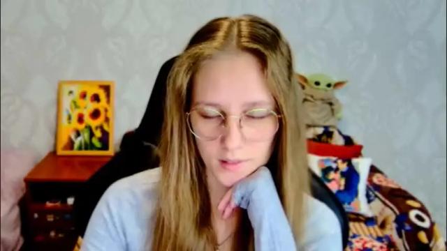 Thumbnail 1, roxie_shy's Stream at Chaturbate, 21 days ago