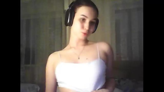 Image 10 of roxiemils Stream on Chaturbate on 18 months ago