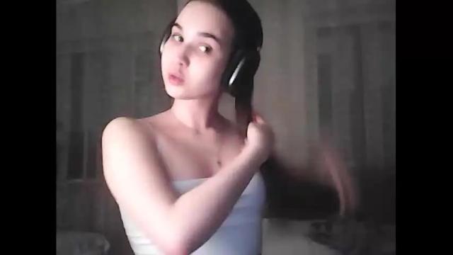 Image 6 of roxiemils Stream on Chaturbate on 18 months ago