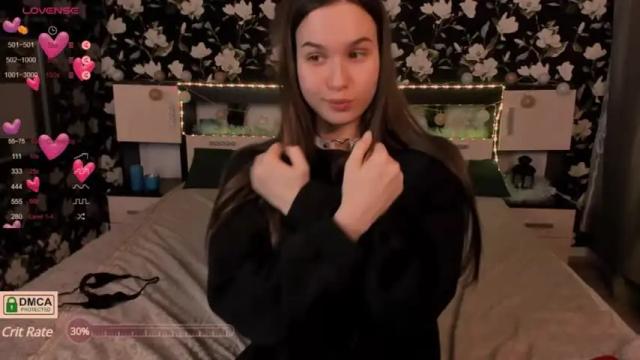 Image 4 of roxiemils Stream on Chaturbate on 17 months ago