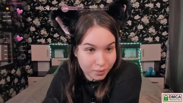 Image 6 of roxiemils Stream on Chaturbate on 17 months ago