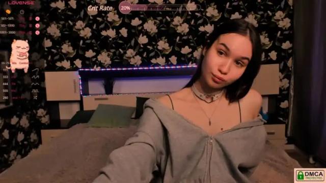 Image 12 of roxiemils Stream on Chaturbate on 17 months ago