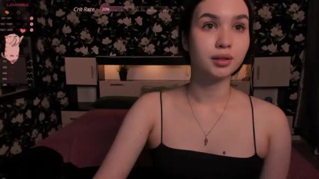 Image 7 of roxiemils Stream on Chaturbate on 17 months ago