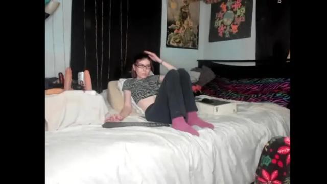 Image 2 of roxihazeleyes Stream on Chaturbate on 12 months ago