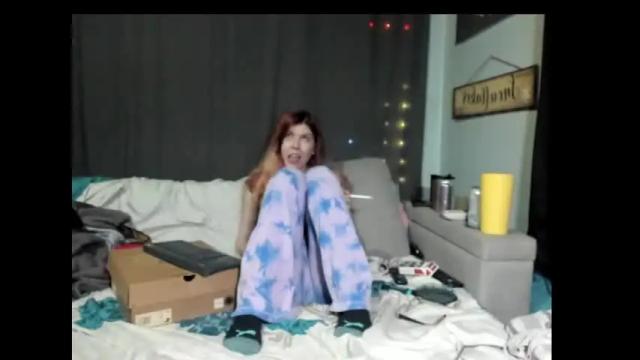 Image 11 of roxihazeleyes Stream on Chaturbate on 24 days ago