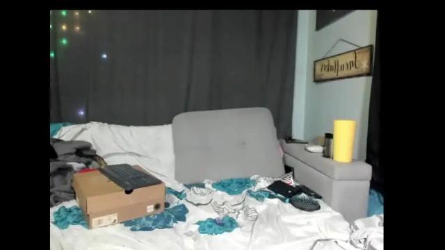 Image 3 of roxihazeleyes Stream on Chaturbate on 24 days ago