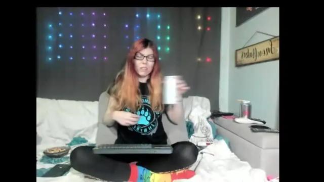 Image 3 of roxihazeleyes Stream on Chaturbate on 17 days ago