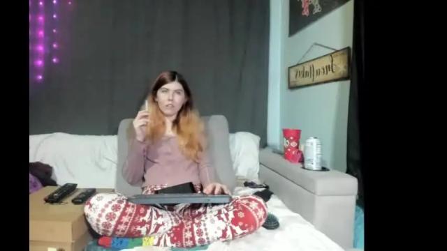Image 11 of roxihazeleyes Stream on Chaturbate on 1 month ago