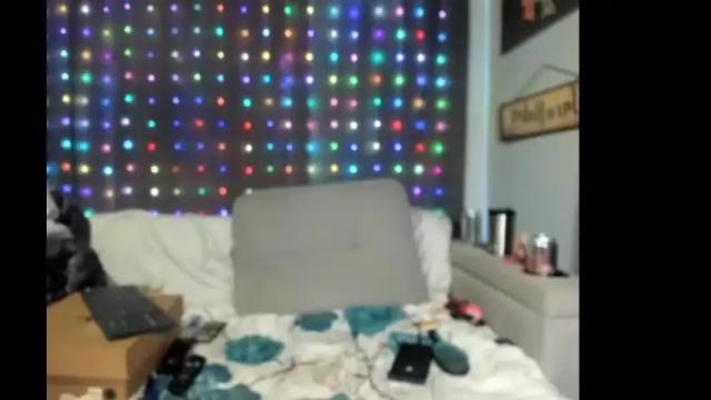 Image 8 of roxihazeleyes Stream on Chaturbate on 1 month ago
