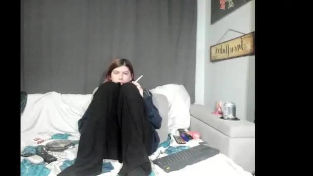 Image 11 of roxihazeleyes Stream on Chaturbate on 1 month ago