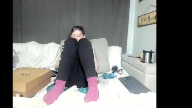 Image 4 of roxihazeleyes Stream on Chaturbate on 27 days ago