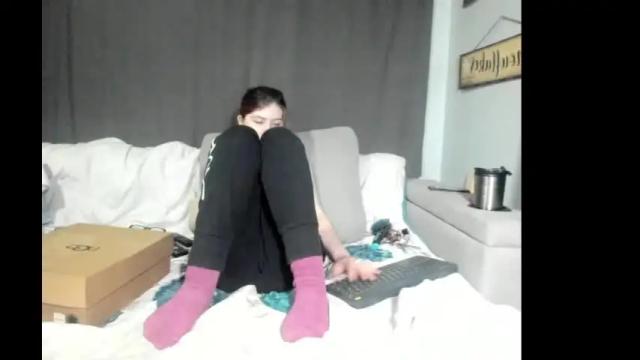 Image 7 of roxihazeleyes Stream on Chaturbate on 27 days ago