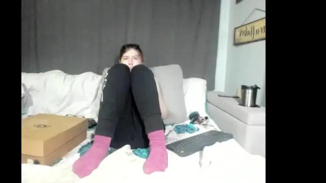 Image 8 of roxihazeleyes Stream on Chaturbate on 27 days ago
