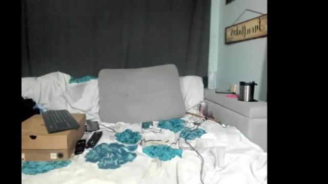 Image 4 of roxihazeleyes Stream on Chaturbate on 26 days ago