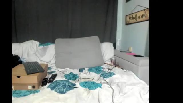 Image 8 of roxihazeleyes Stream on Chaturbate on 26 days ago