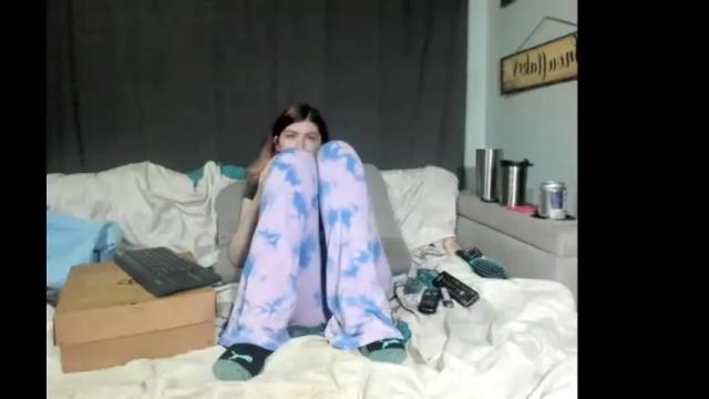 Image 10 of roxihazeleyes Stream on Chaturbate on 25 days ago