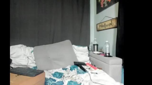 Image 12 of roxihazeleyes Stream on Chaturbate on 19 days ago