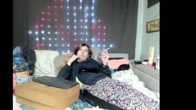 Image 10 of roxihazeleyes Stream on Chaturbate on 16 days ago
