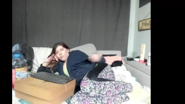 Image 8 of roxihazeleyes Stream on Chaturbate on 16 days ago