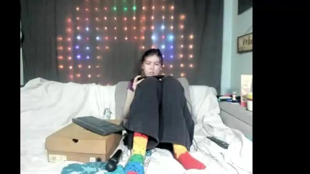 Image 12 of roxihazeleyes Stream on Chaturbate on 14 days ago