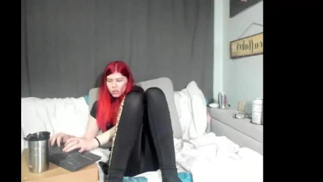 Image 12 of roxihazeleyes Stream on Chaturbate on 7 days ago
