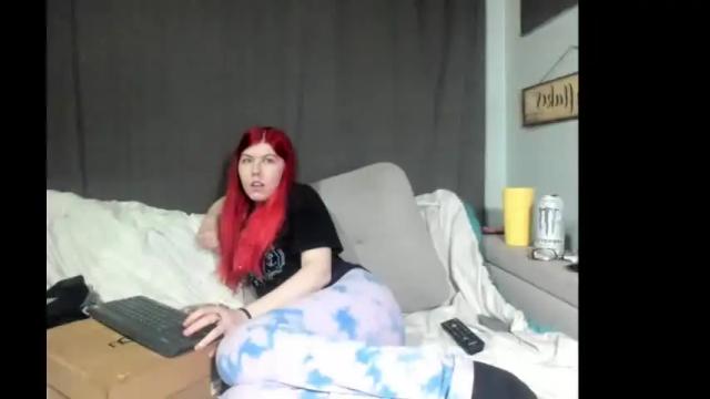 Image 2 of roxihazeleyes Stream on Chaturbate on 6 days ago