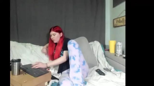 Image 6 of roxihazeleyes Stream on Chaturbate on 6 days ago