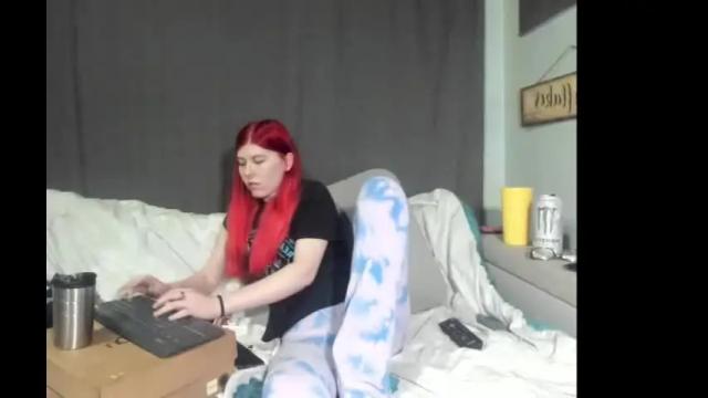 Image 7 of roxihazeleyes Stream on Chaturbate on 6 days ago