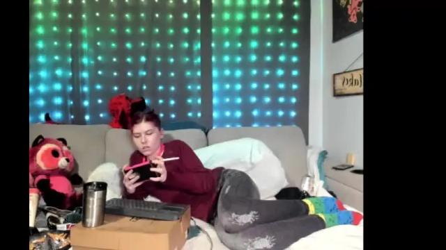 Thumbnail 3, roxihazeleyes's Stream at Chaturbate, 1 month ago