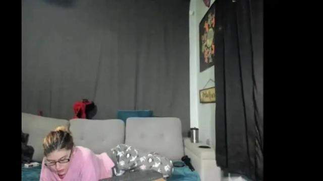 Thumbnail 2, roxihazeleyes's Stream at Chaturbate, 1 month ago