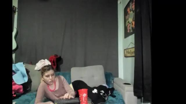 Thumbnail 2, roxihazeleyes's Stream at Chaturbate, 1 month ago