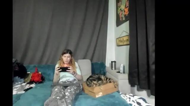 Thumbnail 2, roxihazeleyes's Stream at Chaturbate, 1 month ago