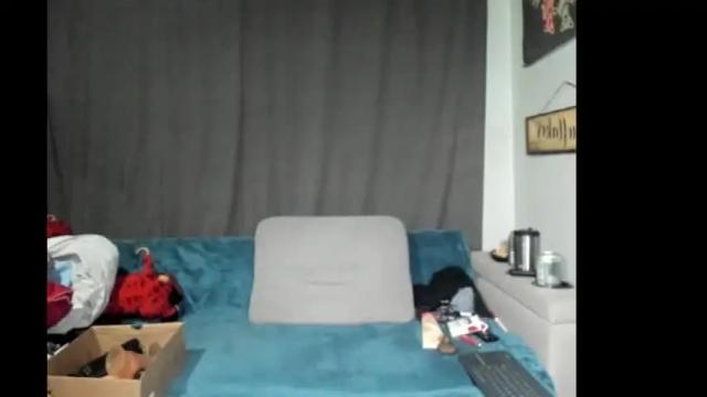 Image 2 of roxihazeleyes Stream on Chaturbate on 20 days ago