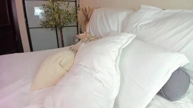 Image 7 of roxxana227 Stream on Chaturbate on 1 month ago