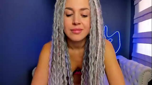 Image 2 of roxy_mars Stream on Chaturbate on 1 month ago