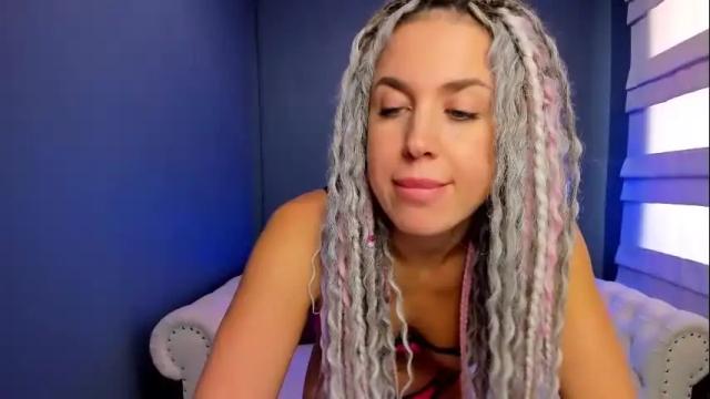 Image 4 of roxy_mars Stream on Chaturbate on 1 month ago