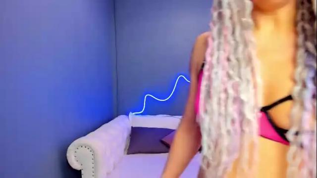 Image 7 of roxy_mars Stream on Chaturbate on 1 month ago