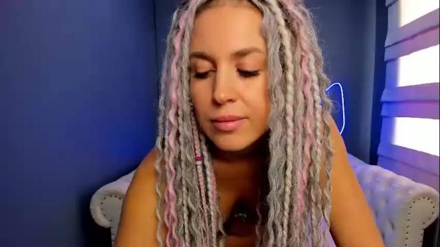 Image 12 of roxy_mars Stream on Chaturbate on 1 month ago